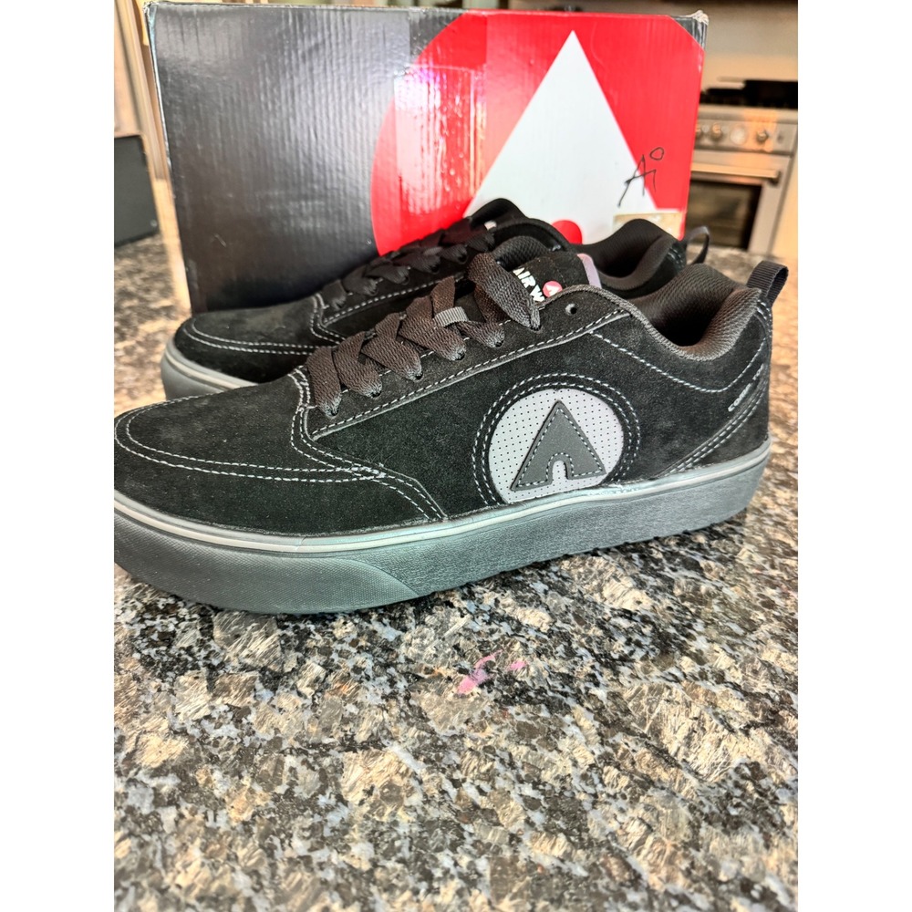 Airwalk Phat A Mens Safety Toe Work Shoes Black Suede AW7301 Size 12 D EH Rated